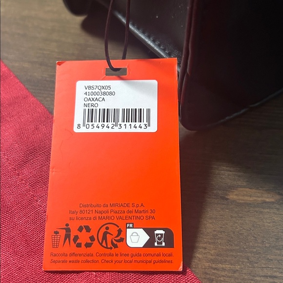 Valentino Purse by Mario Valentino - Picture 7 of 9